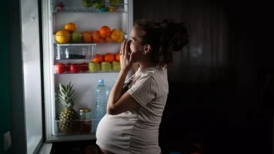 Penjelasan Medis Perut Hamil Terlihat Lebih Besar Di Malam Hari