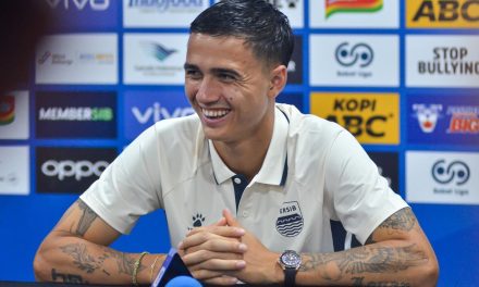 Eliano Reijnders Kaget Bisa Main Bareng Kurzawa Di Persib