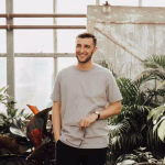 Karakter Langka Pemilik Kekayaan Namun Tetap Hidup Sederhana