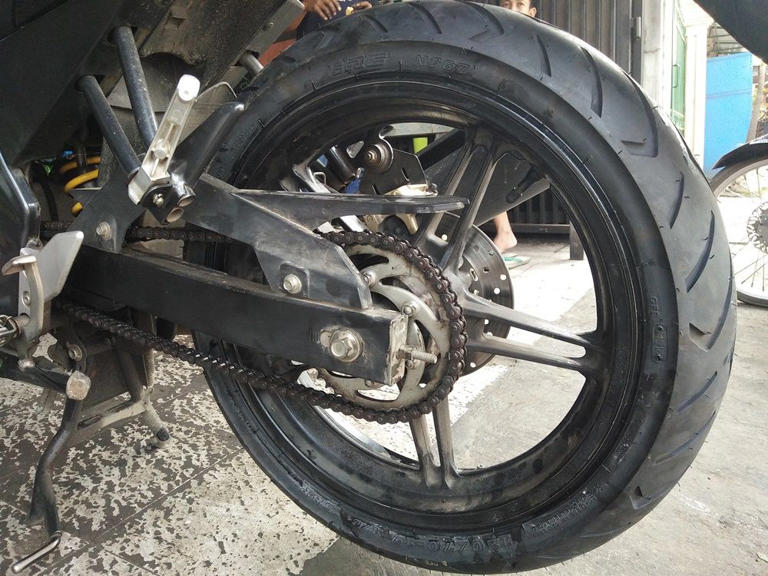 Solusi Ampuh Hilangkan Suara Berisik Pada Rantai Motor