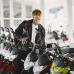 Tips Sukses Beli Motor Cash Tanpa Dipersulit Oleh Diler