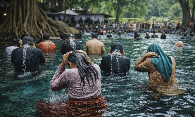 Mengenal Padusan, Ritual Sucikan Diri Menyambut Ramadan