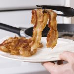 Tips Kurangi Minyak Pada Masakan, Rasa Tetap Enak!