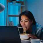 Bahaya Implisit Makan Tengah Malam Buat Tubuh