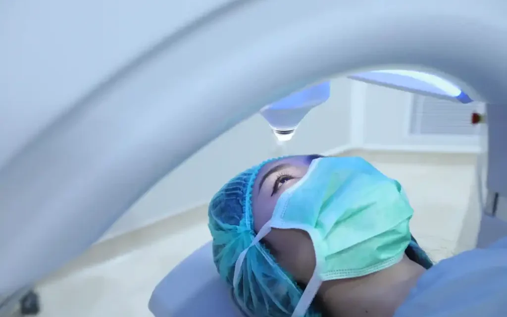 Sebelum Operasi, Cek 3 Sisi Lemah Lasik Mata Ini
