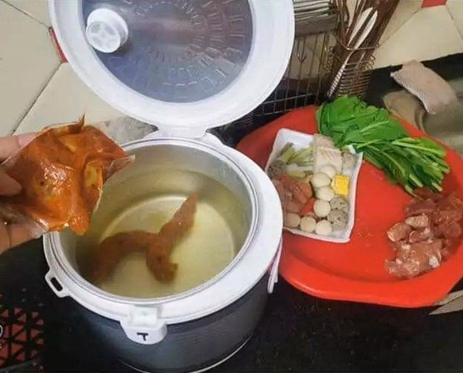 Bikin Melongo! Kuliner Nyeleneh Yang Justru Laris Manis